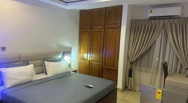 D Barfi Executive Lodge, Prenota Affittacamere Hotel a Kumasi con parcheggio, Parcheggio