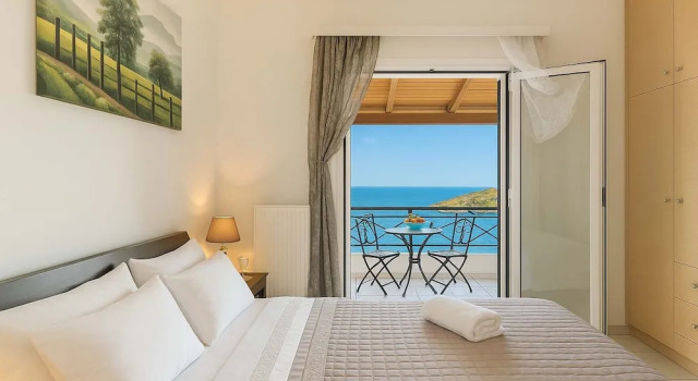 Coastal Paradise Found - Komis Private Pool Retreat, Забронировать Вилла Виллы Агиос-Николаос, Вилла