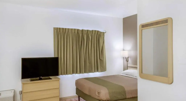 Quality Inn Fishers - Indianapolis, Book Hotel Fishers Indiana