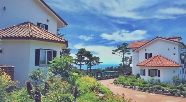 Jijunghae pension, Prenota Hotel Taean 