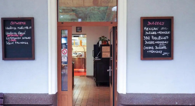 Hotel Sýkora, Prenota Hotel Křivoklát Krivoklatsko