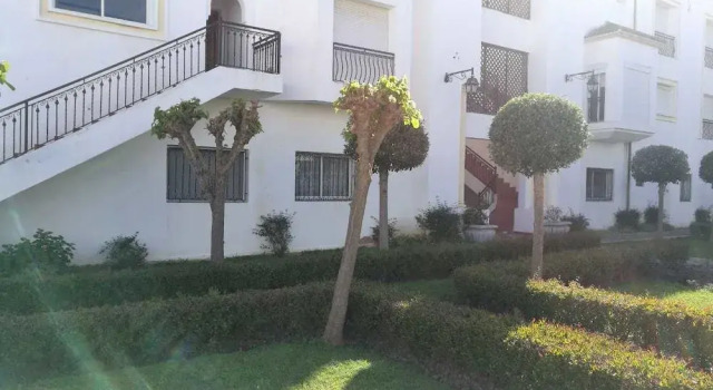 Route de Sebta Apartment, Rezerwuj Apartament Hotele w Tanger-Tetouan z parkingiem, Parking
