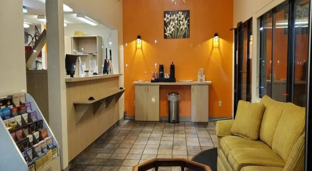 Motel 6 Florence South Carolina, Забронировать Мотель Отели Южной Каролины с бассейном, Бассейн