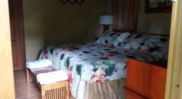 Termales de Santa Teresa, Забронировать Отель Отели Ahuachapan Department с бассейном, Бассейн