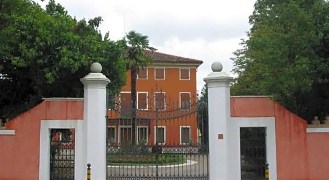 B&b Villa Bornancini, Забронировать Отель «постель и завтрак» Чинто-Каомаджоре Венето