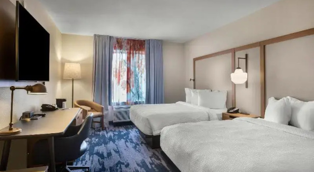 Четырёхместный номер Standard Fairfield Inn & Suites Elizabeth City