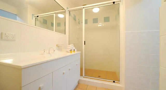 Вилла с 2 комнатами с видом на сад at Beach Court Holiday Villas