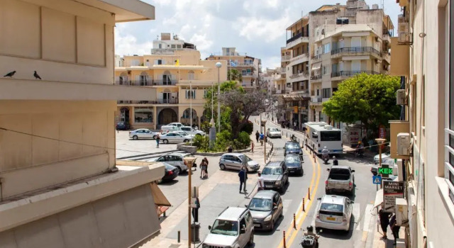 Студия с балконом Raise The Heraklion Project