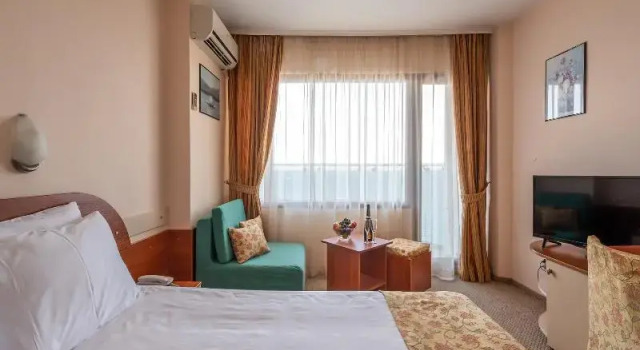 Двухместный номер Standard с балконом и с видом на море Burgas Beach