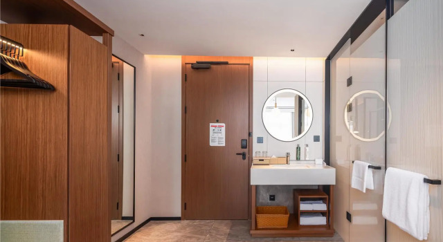 Номер Standard с видом на воду Hilton Garden Inn Huangshan Huizhou