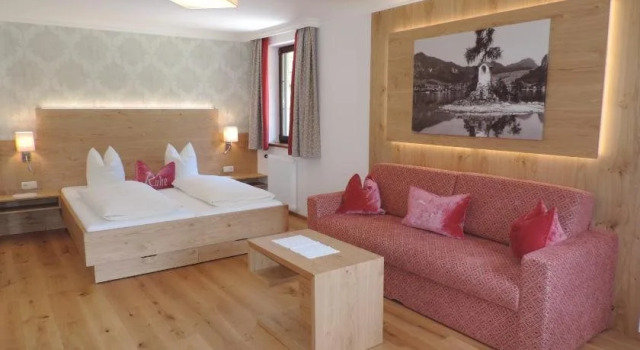 Landgasthaus Hochlackenhof, Rezerwuj Hotel Hotele w Fuschlsee z basenem, Basen