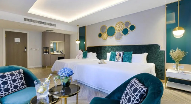 Семейный номер Deluxe La Seine Boutique Hotel