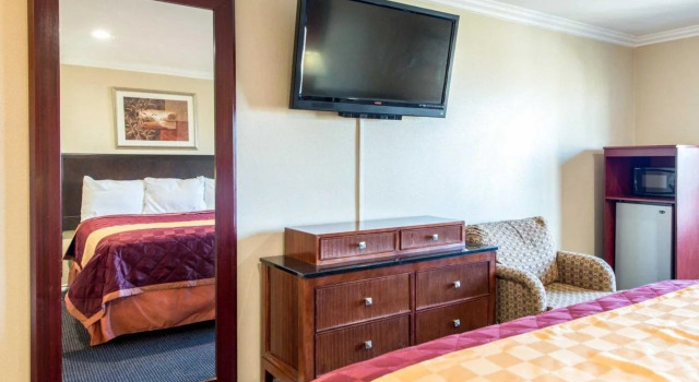 Rodeway Inn Encino