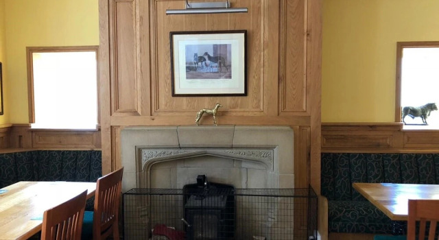 Greyhound Hotel, Book Hotel Builth Wells Powys