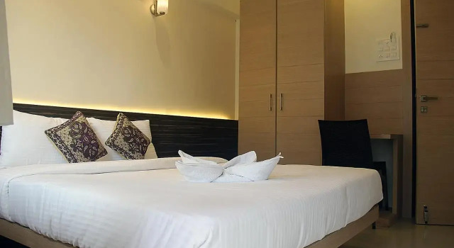 Hotel SaiPrasad Executive Solapur, Prenota Hotel Hotel a Solapur con colazione, Colazione