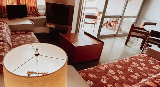 Шале Economy Plaza Inn Week Inn