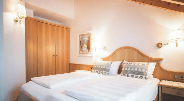 Люкс Deluxe Arthotel Gratschwirt