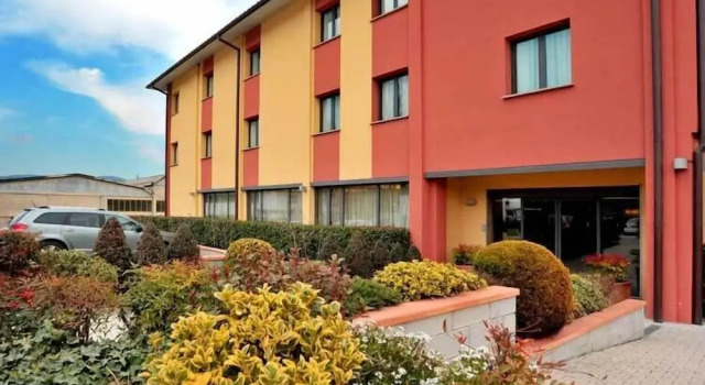 Inn Hotel