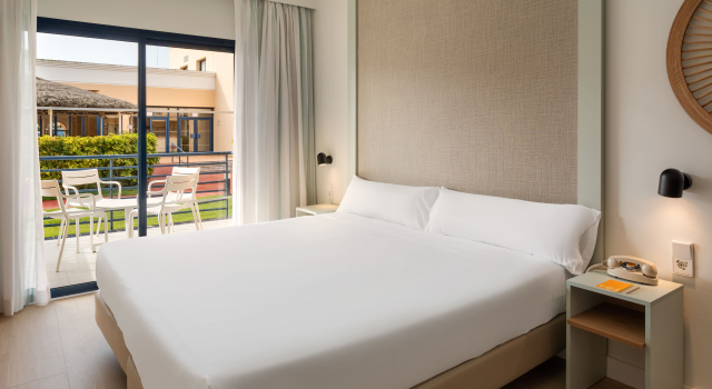 Семейный номер Standard с 2 комнатами SOL by Meliá Sancti Petri