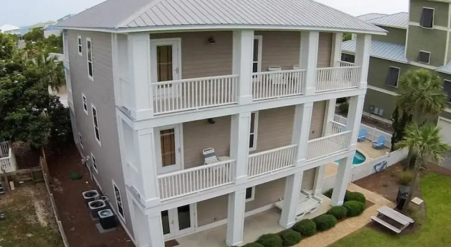 Peaceful Pelican 6 Bedroom Holiday Home by Five Star Properties, Book Feriehus Santa Rosa Beach Emerald Coast
