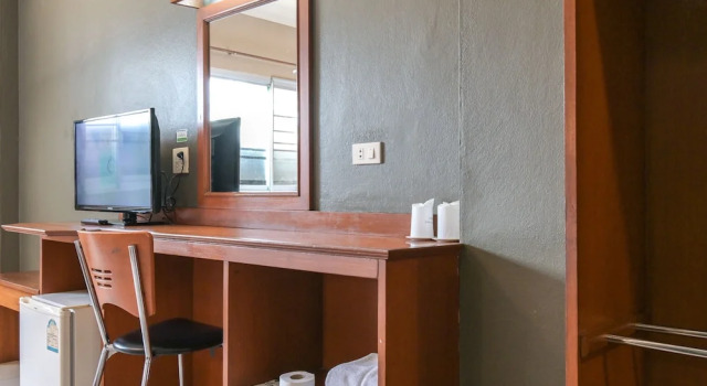 Run of House Rattana Park Hotel