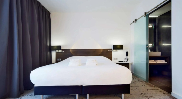 Четырёхместный номер Standard Kyriad Troyes Centre