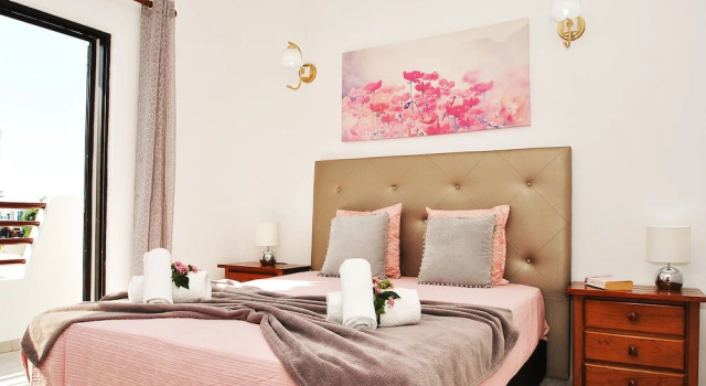 Villa Ibiza, Забронировать Вилла Отели Албуфейра 3 звезды, рядом с Пляж Эваристо, 3*