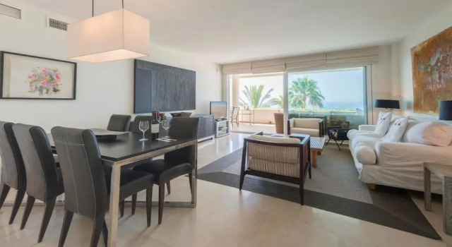 Sea views Beach House
