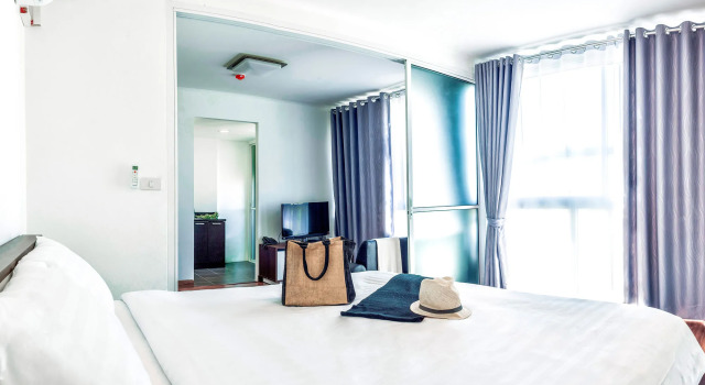 The WIDE Condotel - Phuket