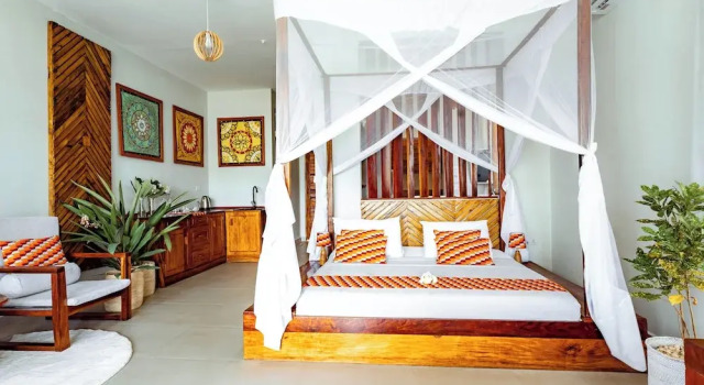 Люкс Deluxe с балконом и с видом на сад Zanzibella Hotel & SPA