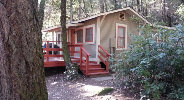 Двухместный люкс Deluxe China Creek Cottages