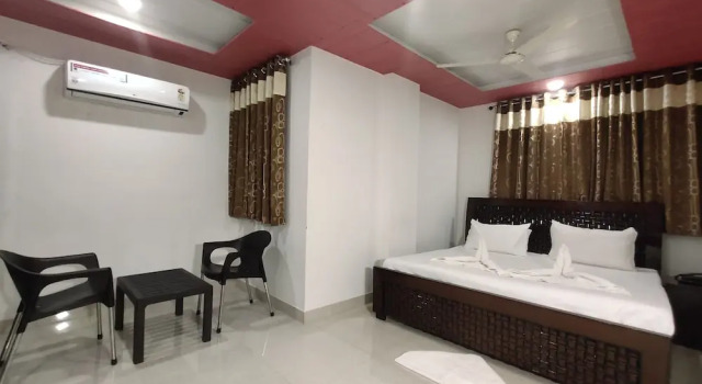The Pal Palace Hotel Jodhpur, Забронировать Отель Отели штата Раджастхана с парковкой, Парковка
