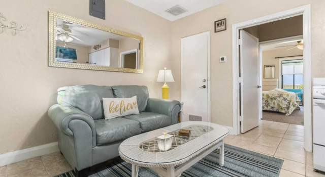 Venice Villas * Villa San Marco #37, Забронировать Вилла Виллы Венис, рядом с Пляж Venice Beach, Вилла