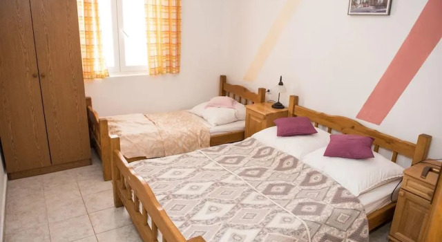 Apartments Ljubica, Забронировать Апартаменты/квартира Отели Рогозница с бассейном, Бассейн