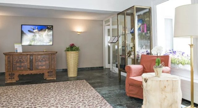 Quadratscha Hotel, Réserver Hôtel Samedan Haute-Engadine