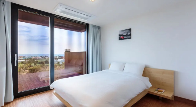 Номер Deluxe IRO Jeju