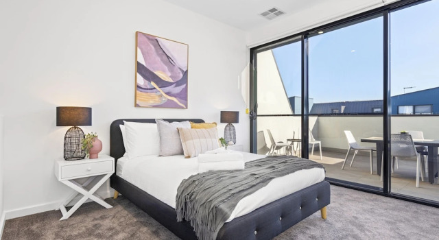 Urban Rest Port Adelaide Apartments, Забронировать Апартаменты/квартира Порт Аделаида Аделаида, рядом с Fishermen's Wharf Market