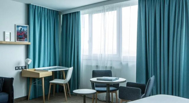 Полулюкс Mercure Vannes Le Port