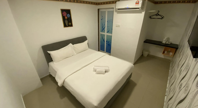 Shobi Hotel Johor Bahru Near CIQ JB, Varaa Hotelli Hotellit Johor pysäköinnillä, Pysäköinti