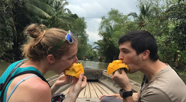 White Hotel - Hostel, Book Hostel / Vandrerhjem Hoteller i Mekong Delta med parkering, Parkering