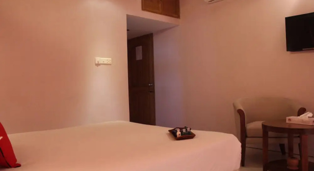 Двухместный номер Deluxe с балконом Hotel Sea Crown