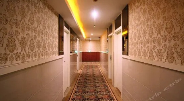 Huayuan Business Hotel, Prenota Hotel Zhuzhou Hunan