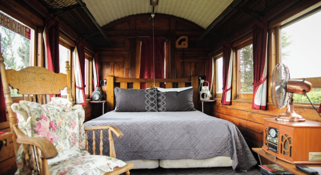 Fiordland Carriage Te Anau Lodge