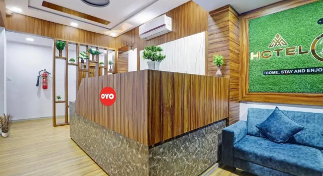 OYO Flagship 70202 Hotel Max, Забронировать Отель Сурат штат Гуджарат