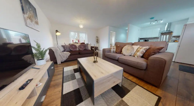 Srk Serviced Accommodation, 2 Bedroom Private Apartment, Business, Leisure, Contractors