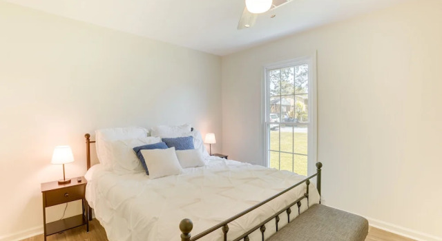 Northport Game Day Getaway: 5 Mi to University!, Varaa Lomakoti Huvilat kohteessa Alabama, Villa