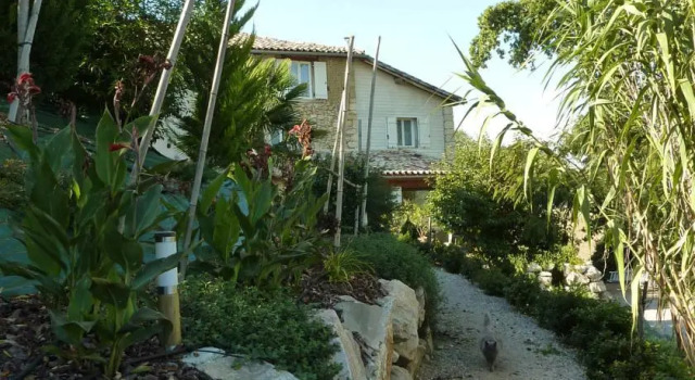 La Croix du Sud, Book Hotel Castelnau-de-Montmiral Tarn