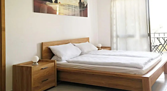 Lovely Apartment in Carvoeiro, Забронировать Апартаменты/квартира Отели Карвоэйру с парковкой, Парковка