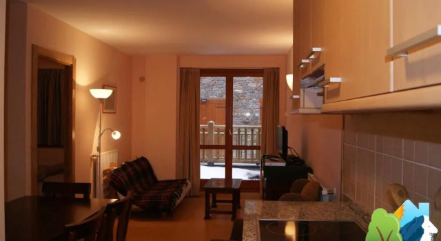 Soldeu Paradis Pleta 2, Book Hotel Hoteller i Incles med parkering, Parkering
