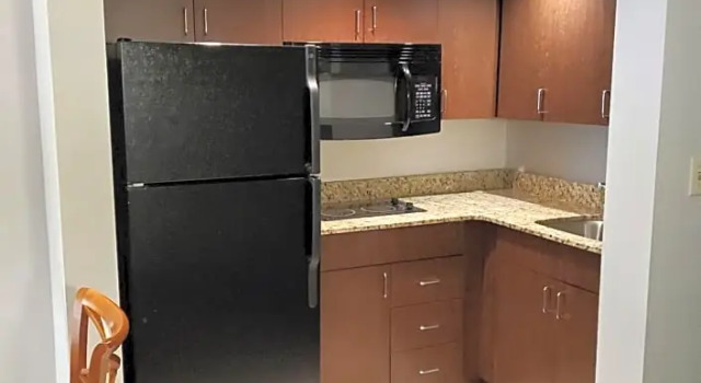 Четырёхместный люкс c 1 комнатой Country Inn & Suites by Radisson, Fredericksburg South (I-95), VA